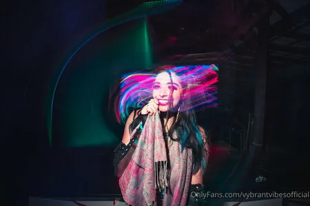 vybrantvibesofficial content