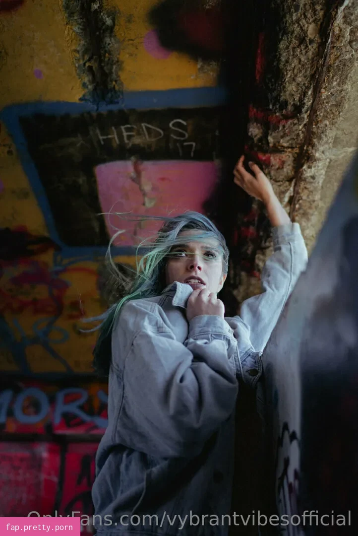 vybrantvibesofficial content