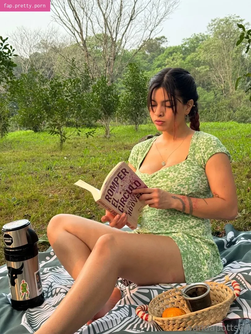 Wandapotts69 - Photo #39