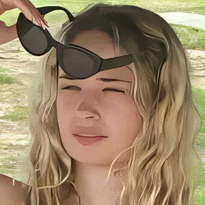 whoistheblondegirl avatar