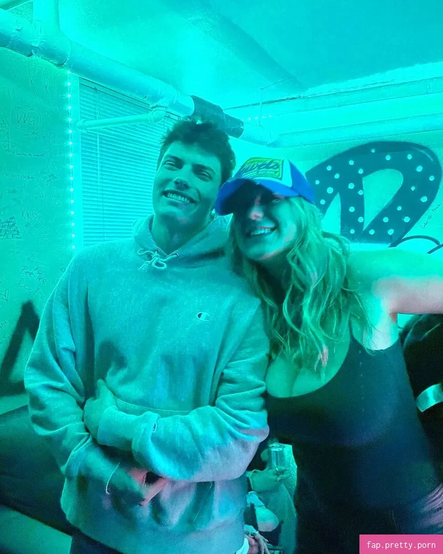 Whitney T - Photo #28