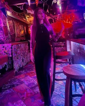 xo_nicolavictoria content