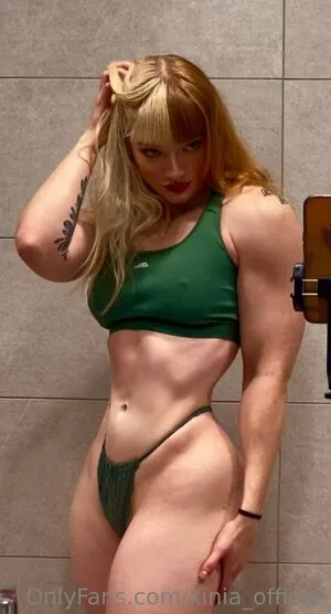 xinia_official content