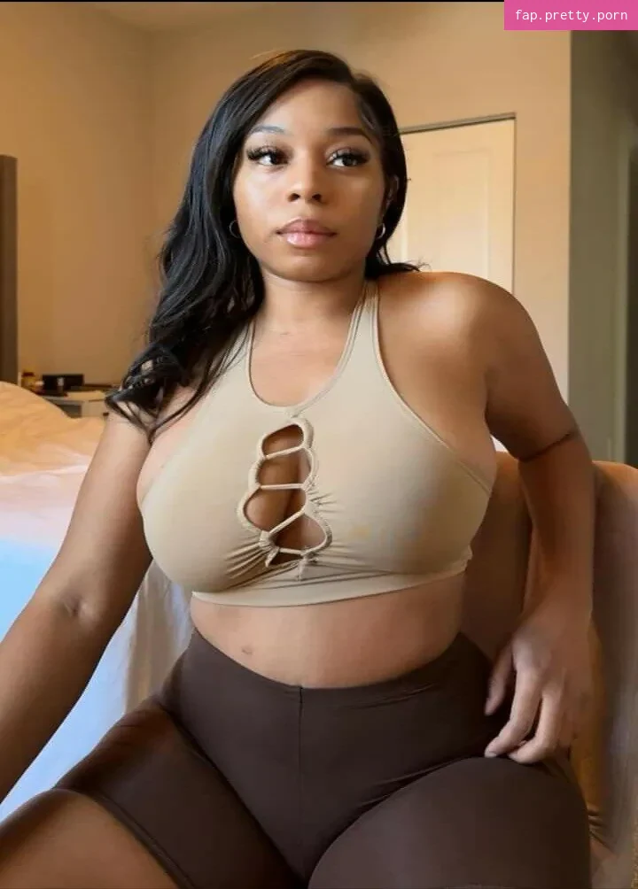 Yesprettyb - Photo #01