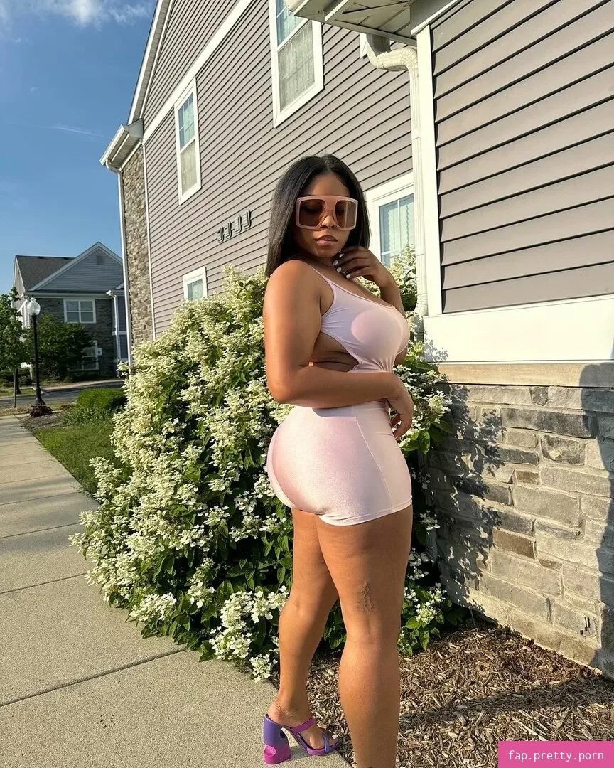 Yesprettyb - Photo #16