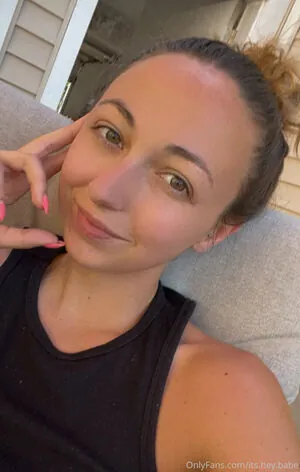 your.hey.babe content