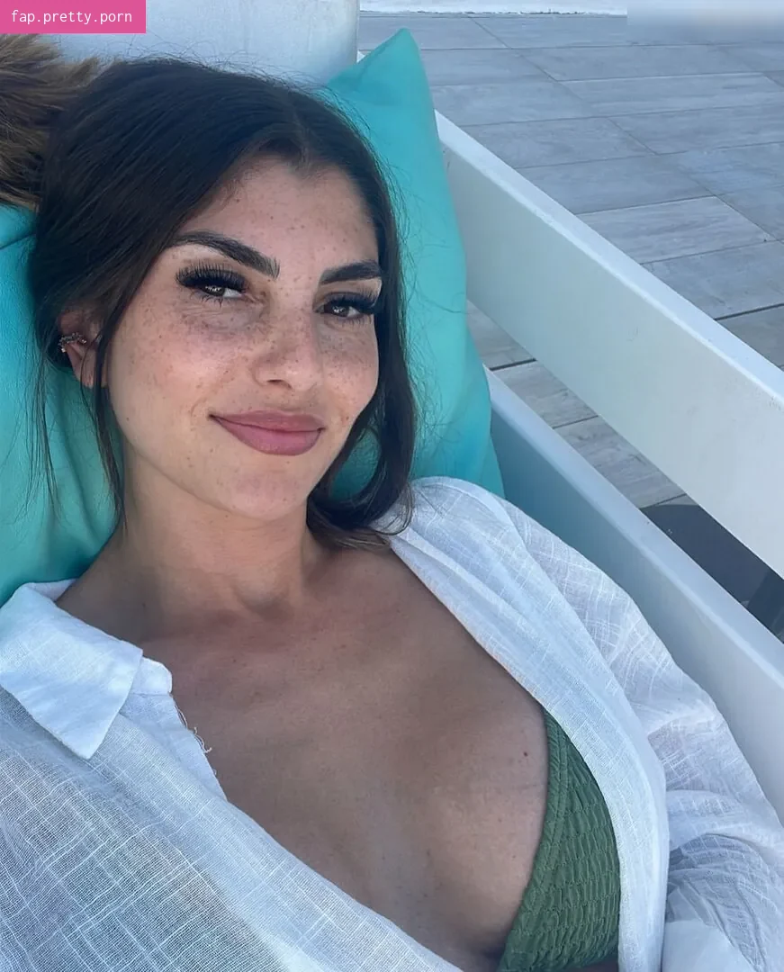 Yeliz Koc - Photo #94