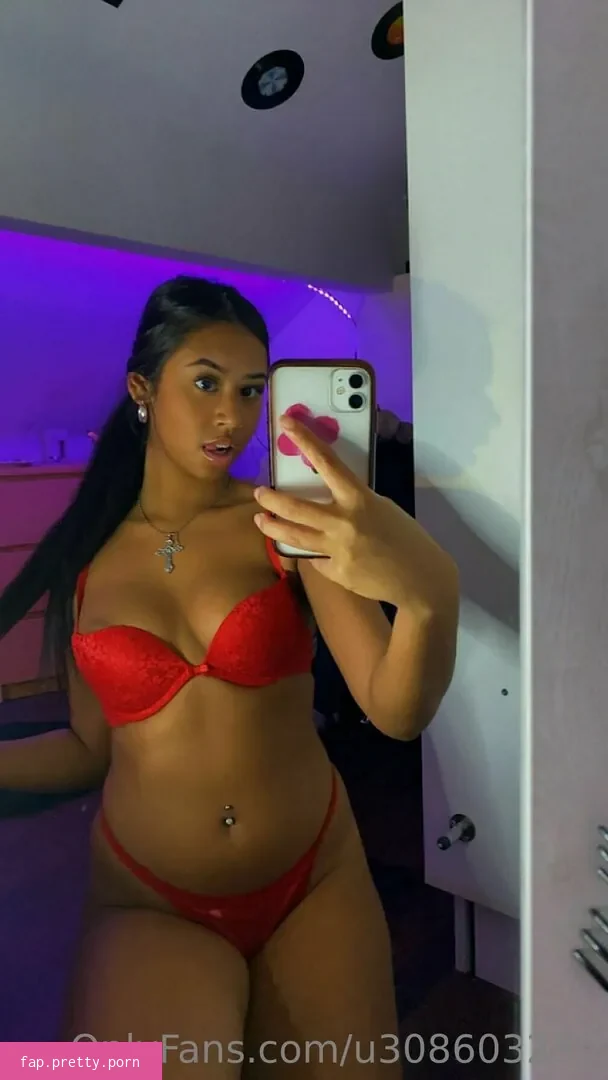 Yourkarina - Photo #17