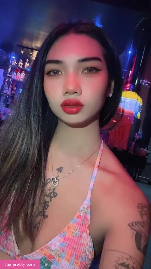 Yuna Sky - Photo #02