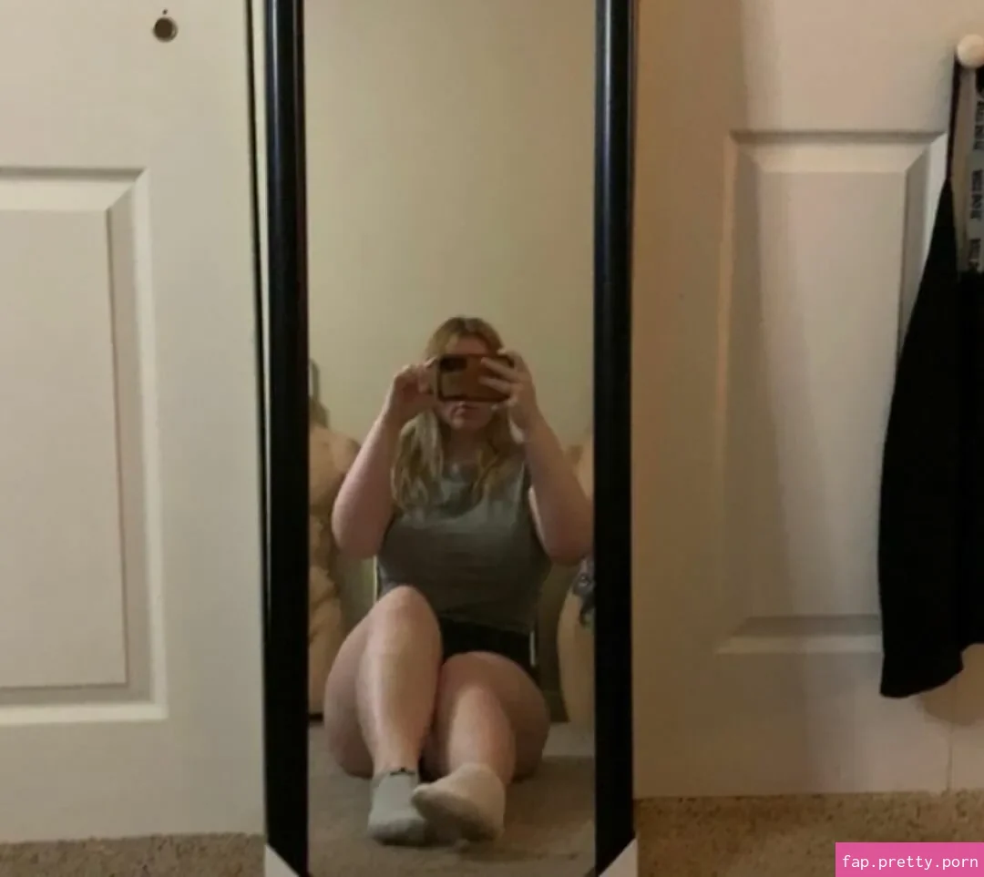 yours._.truly._.sav1 - Photo #05