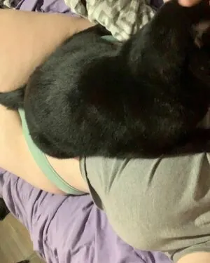 yours._.truly._.sav1 content