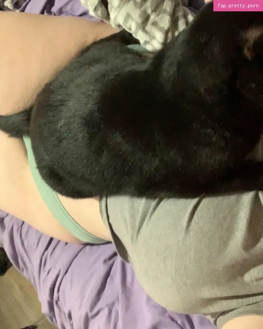 yours._.truly._.sav1 - Photo #08