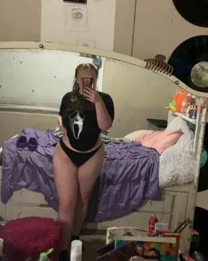 yours._.truly._.sav1 content