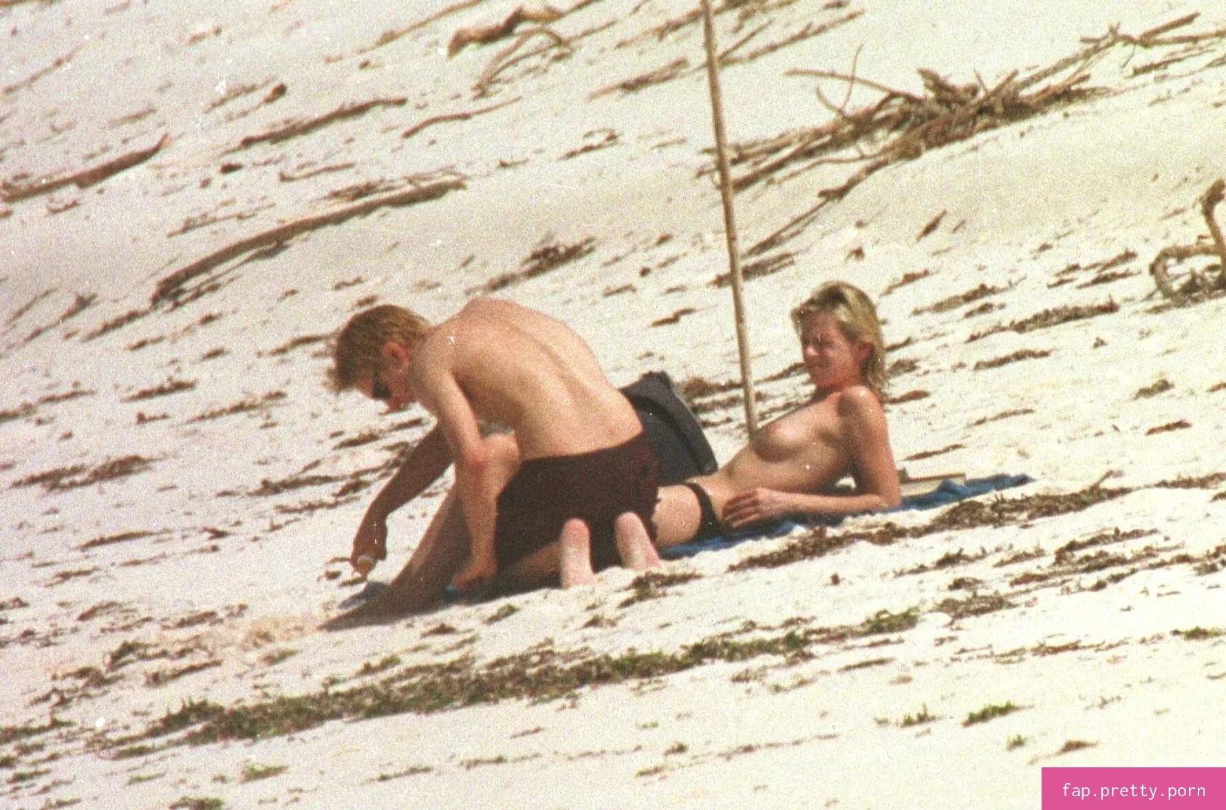 Zoe Ball - Photo #03