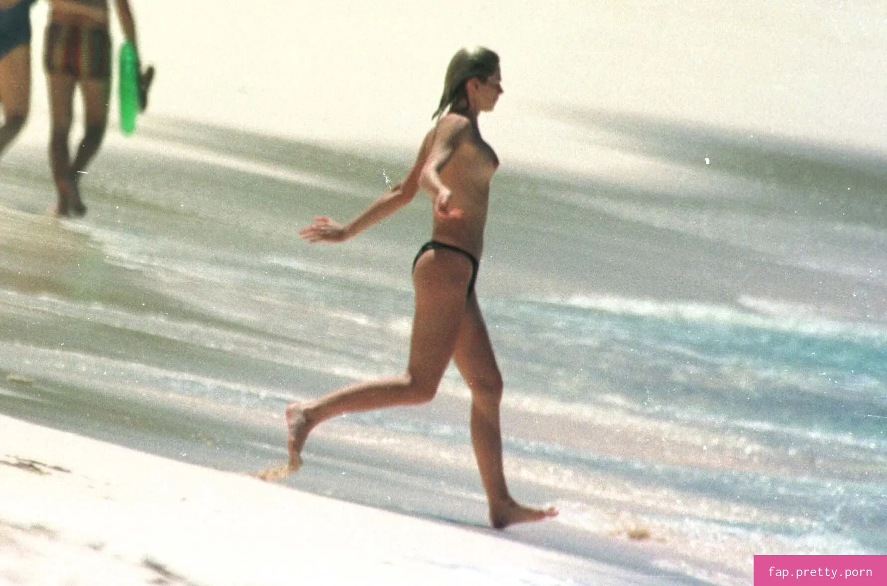 Zoe Ball - Photo #04