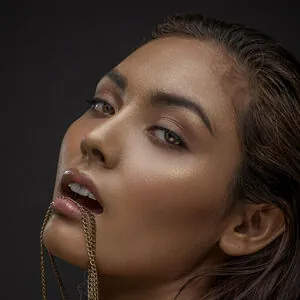 Zoe Bernardo Santiago