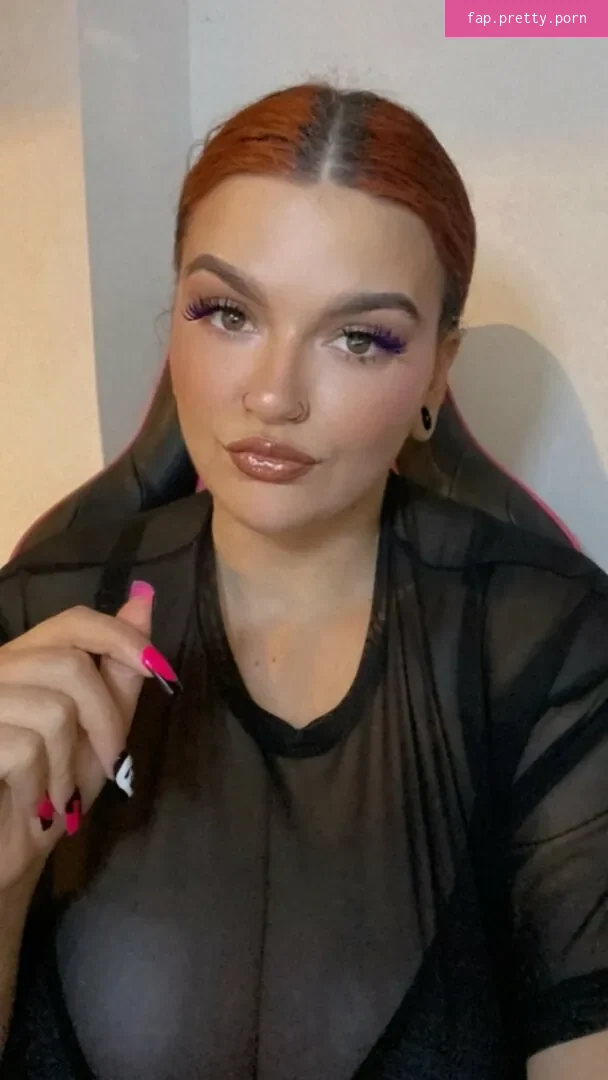 Zoe O'Neill - Photo #43