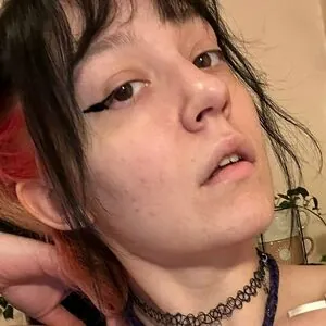 zoeybenzz